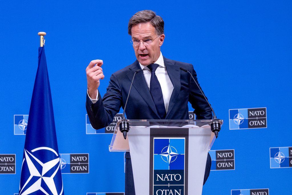 Nato-sjefen anklager Russland for hensynsløs sabotasjekampanje i Europa