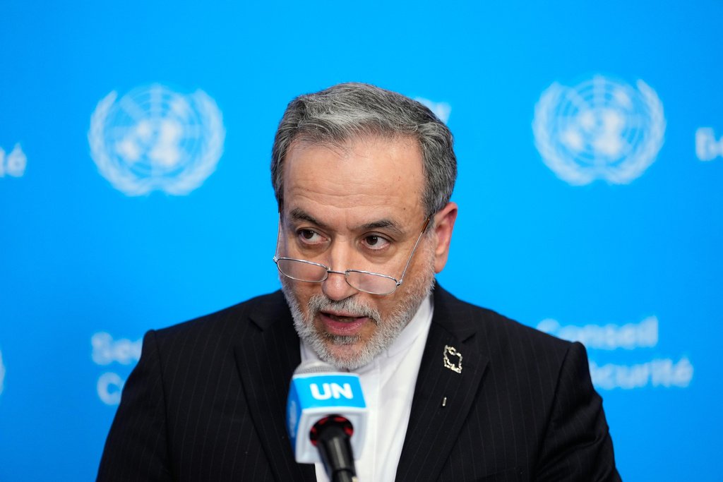 Irans utenriksminister: Venter svar fra USA i dag