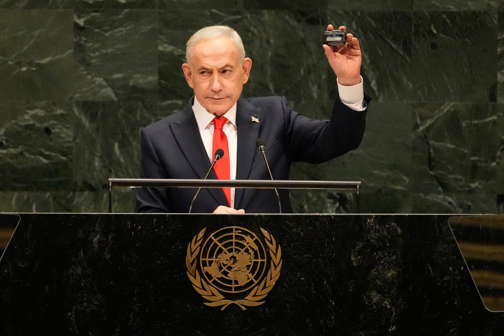 Hemmelig møte mellom Netanyahu og Emiratenes leder i helgen
