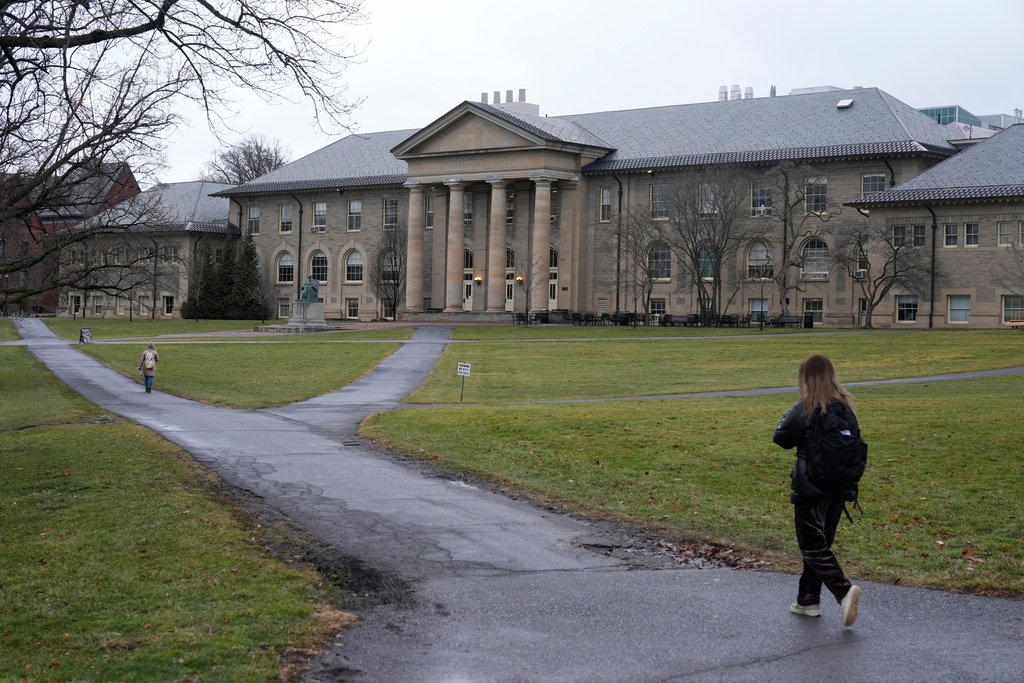 Gruppevoldtektssak i studentbrorskap i USA vekker oppsikt