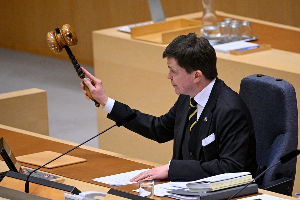 Svensk talmann møter partilederne onsdag