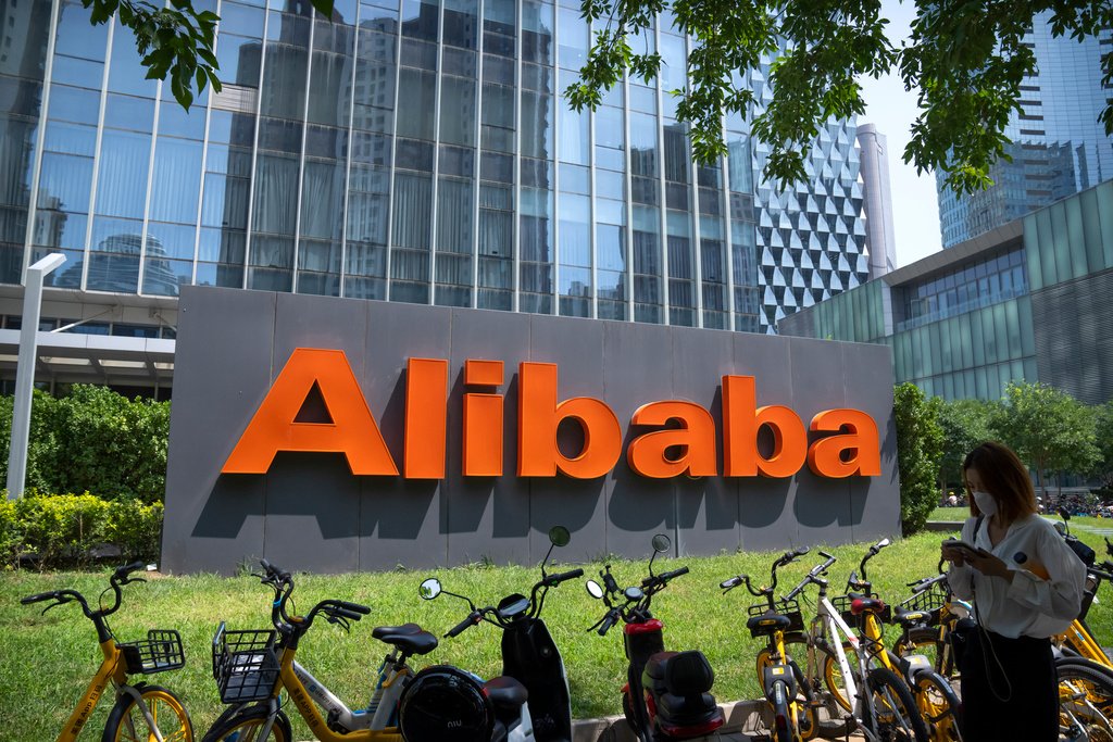 Alibaba med ny KI-databrikke: – Den kraftigste i Kina